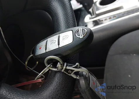 2014 Nissan Pathfinder S z USA, uszkodzony, nr VIN 5N1AR2MM4EC695586